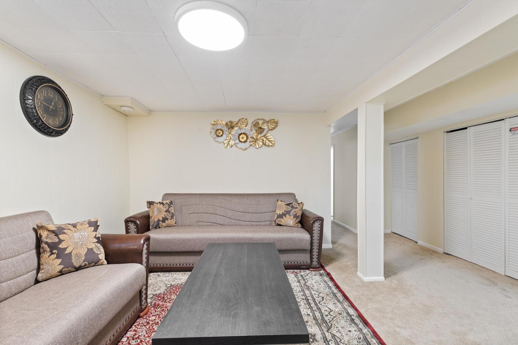 Luxury Chicago Suite Exterior photo